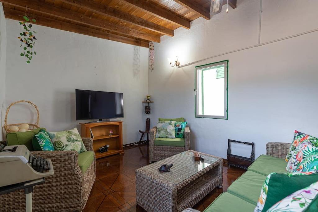Vivienda Vacacional Ca' Pepita Y Jose El Albercon Экстерьер фото